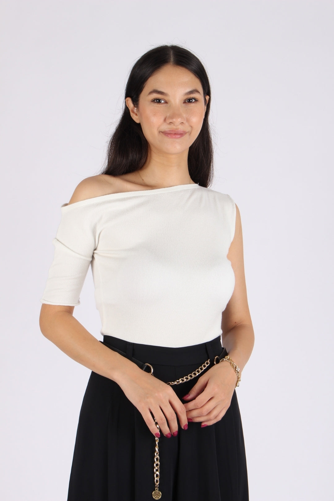 Beyaz Omuz Detaylı Triko Bluz