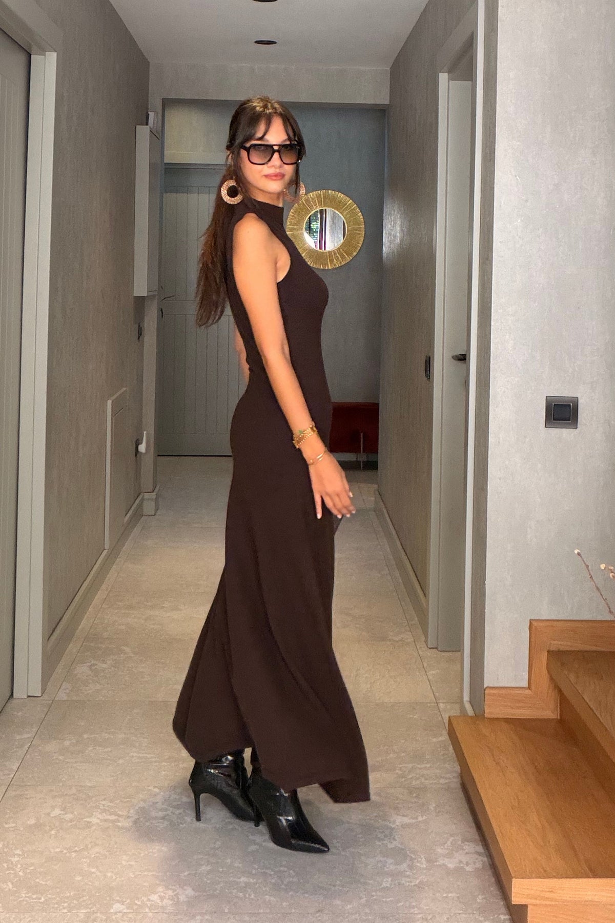 Kahverengi Kolsuz Yarım Balıkçı Maxi Triko Elbise