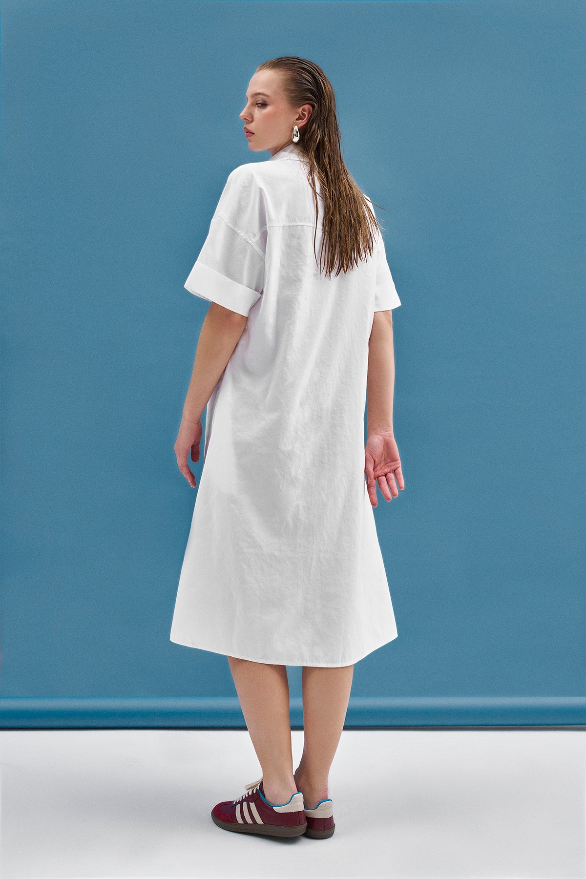 Ekru Çift Cep Detaylı Dokulu Midi Elbise