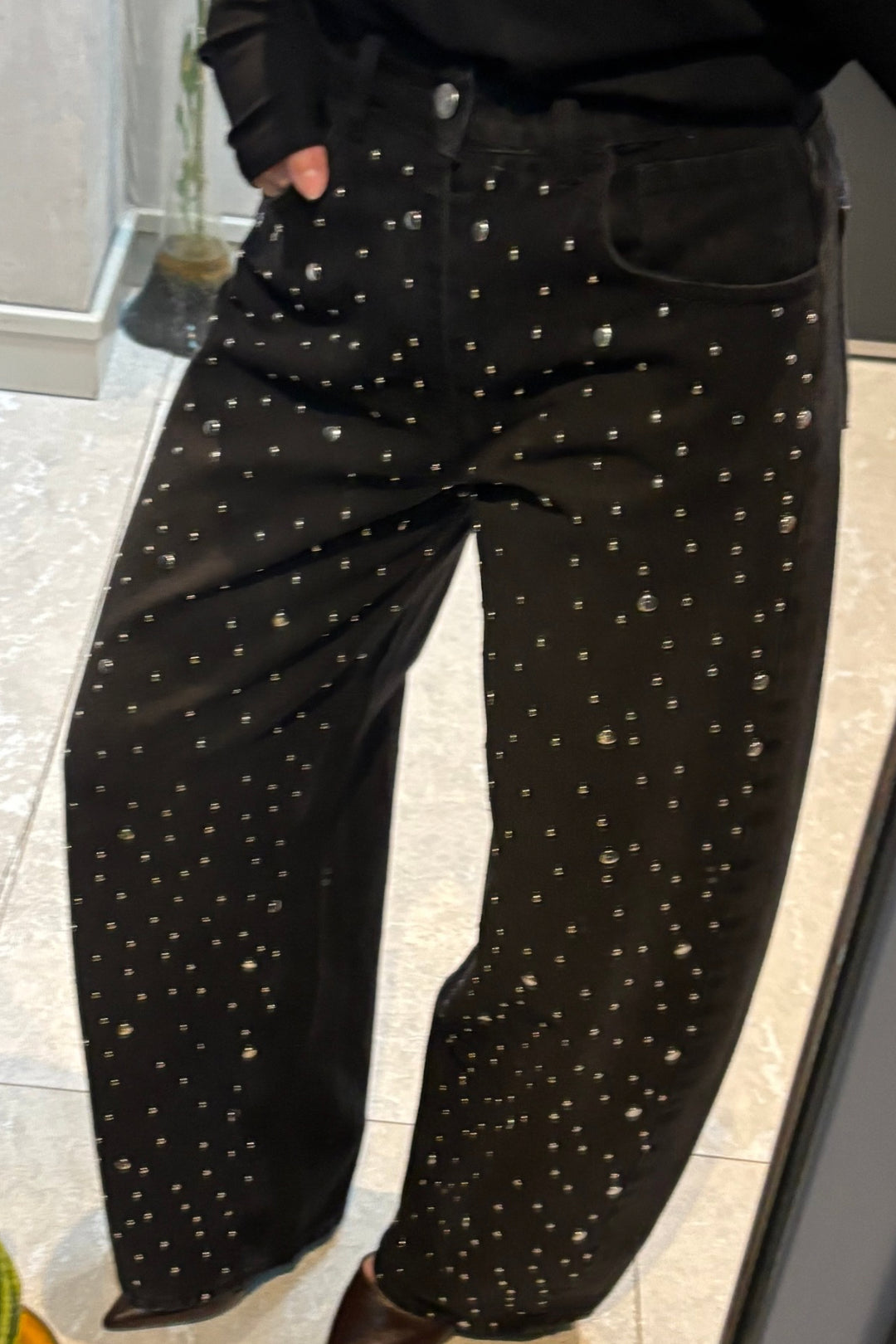 Siyah Zımbalı Balon Model Jean Pantolon