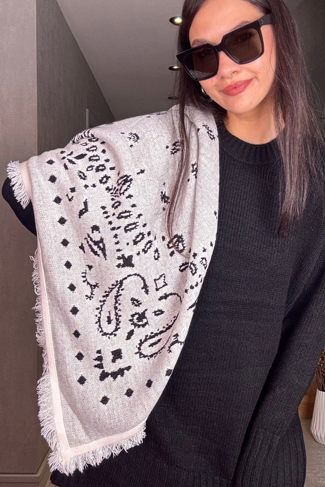 Taş Rengi Desenli Şal