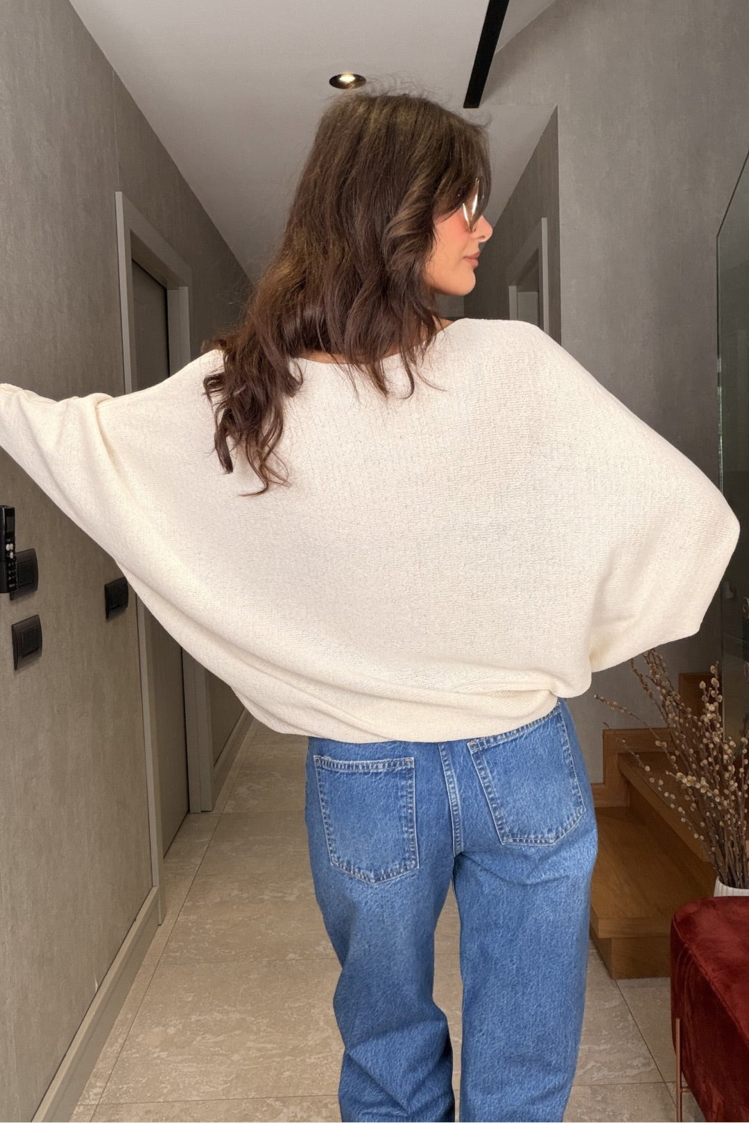 Ekru Kayık Yakalı Triko