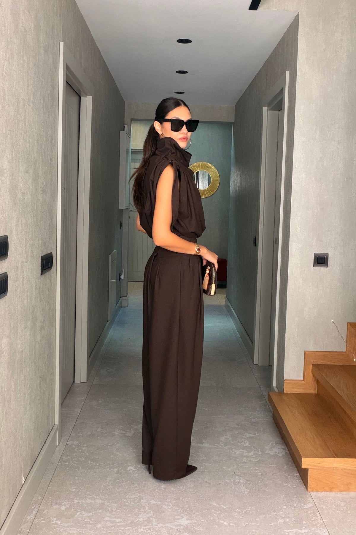 Kahverengi Apolet Detaylı Bluz Pantolon Takım
