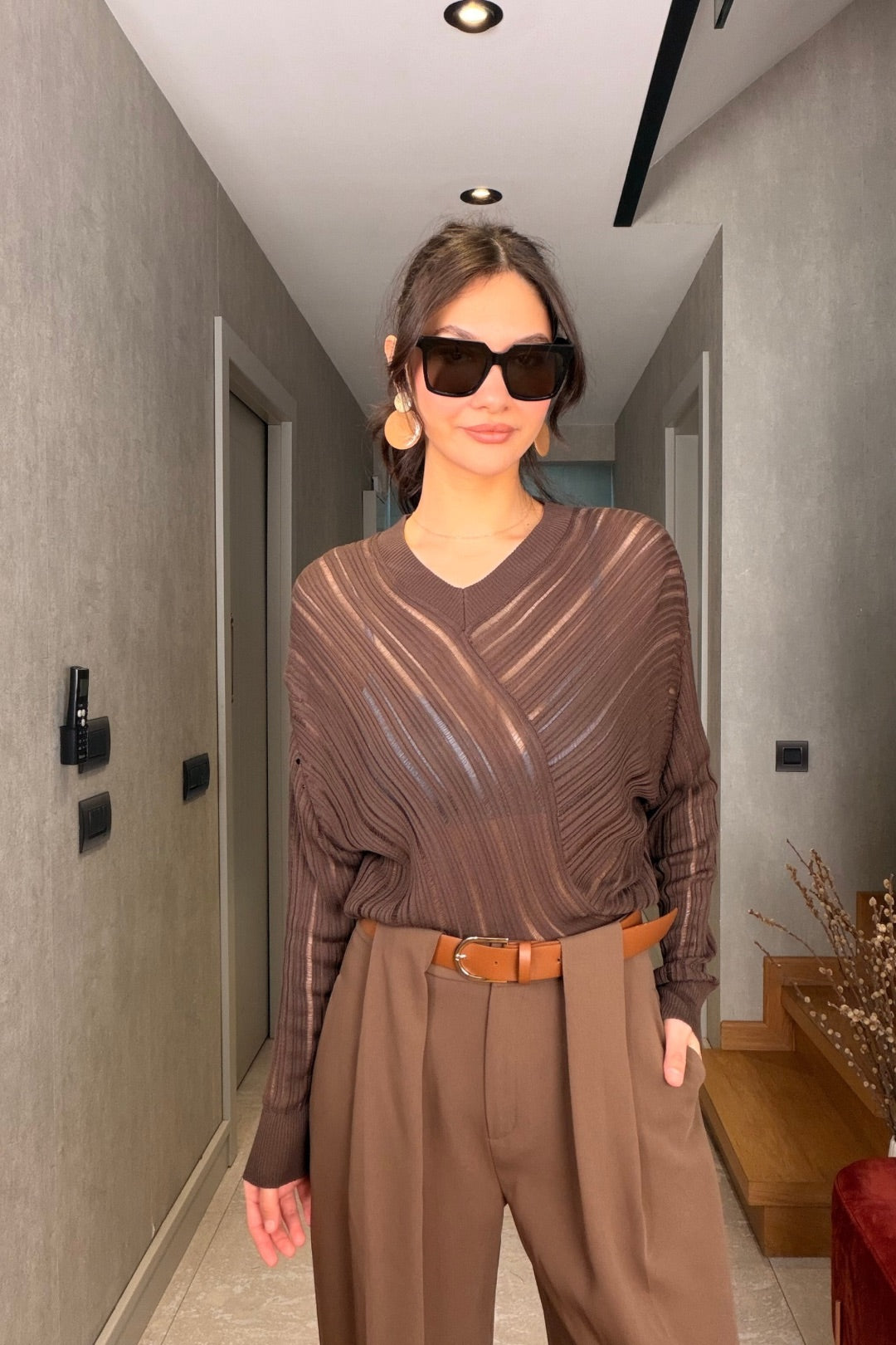 Vizon Kemerli Pileli Pantolon