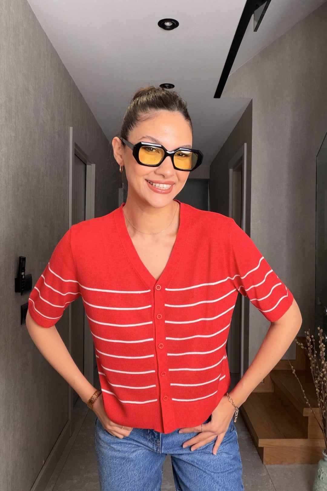 Kırmızı Çizgili İnce Triko