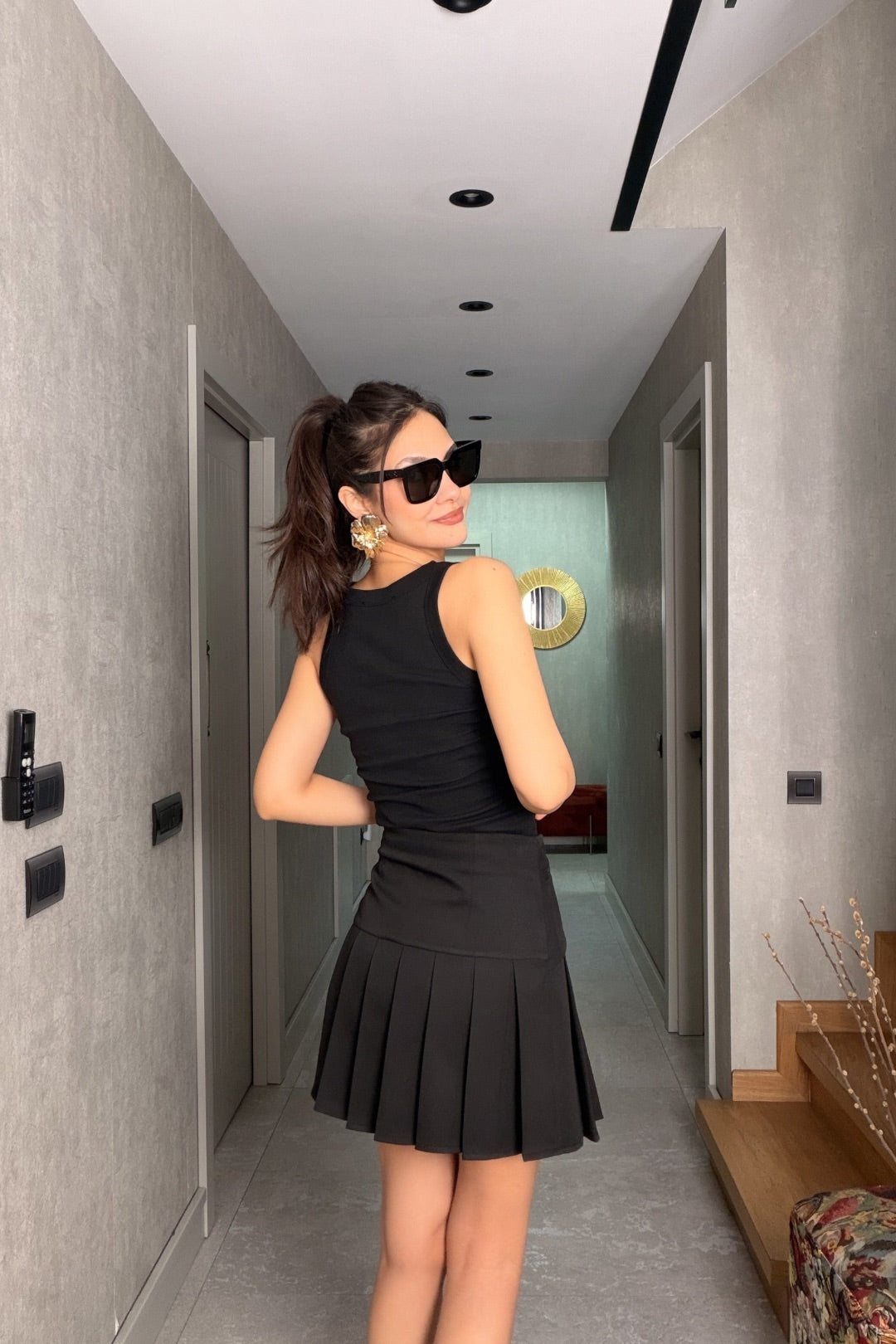 Siyah Pileli Şort Etek