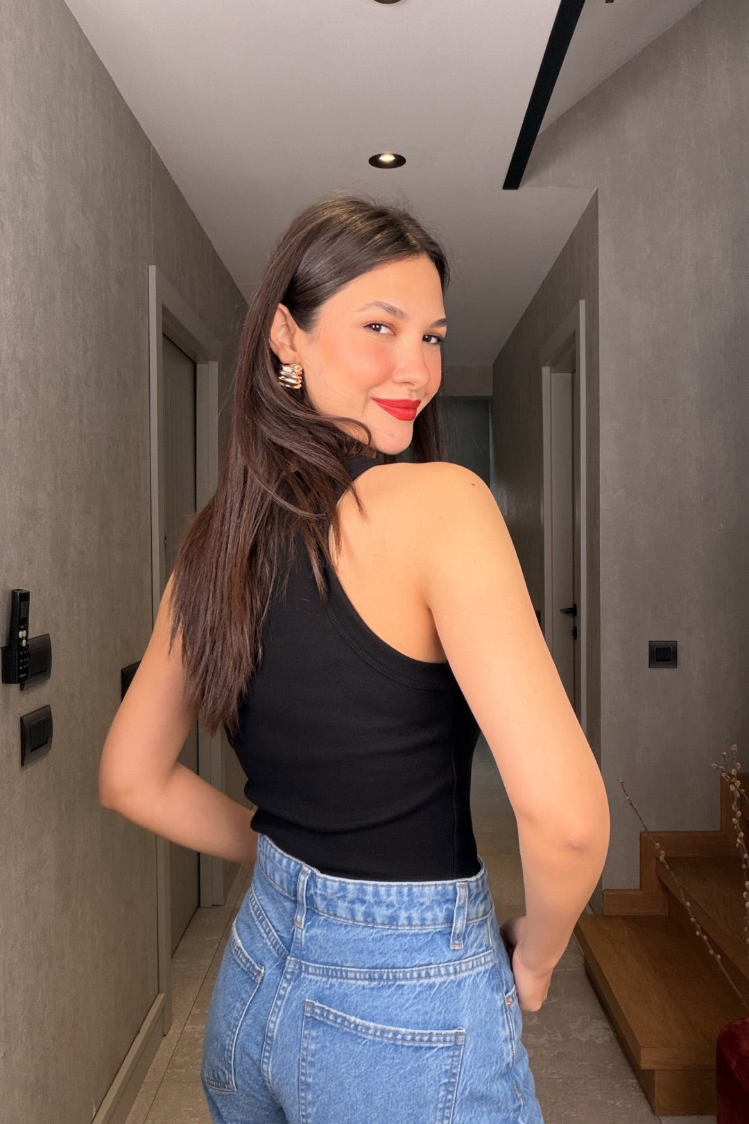 Siyah Halter Yaka Atlet