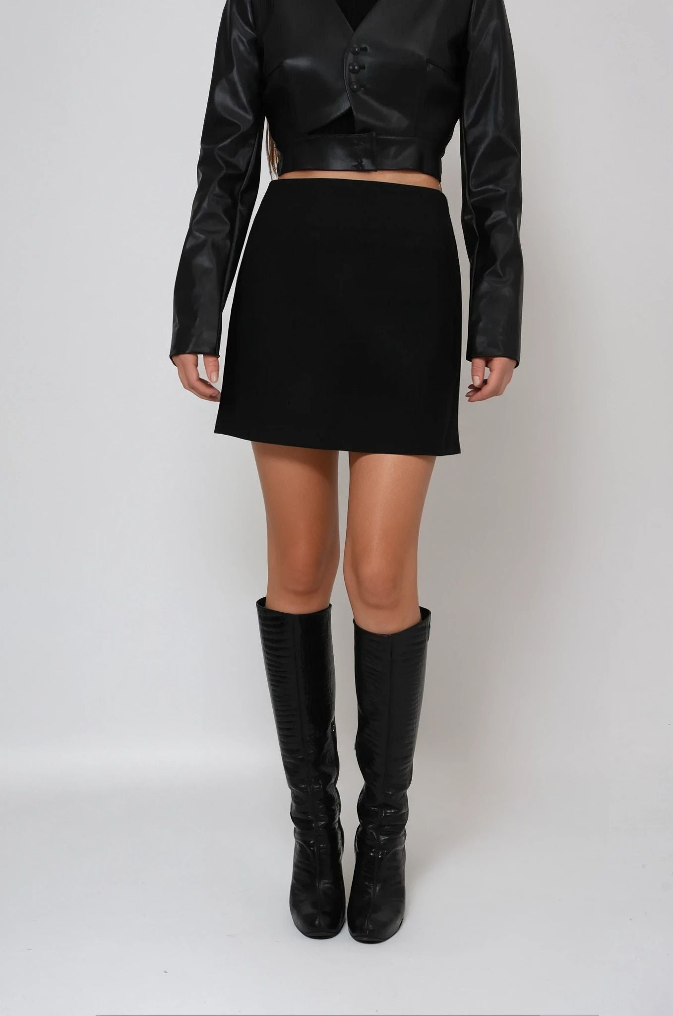 Siyah Mini Etek
