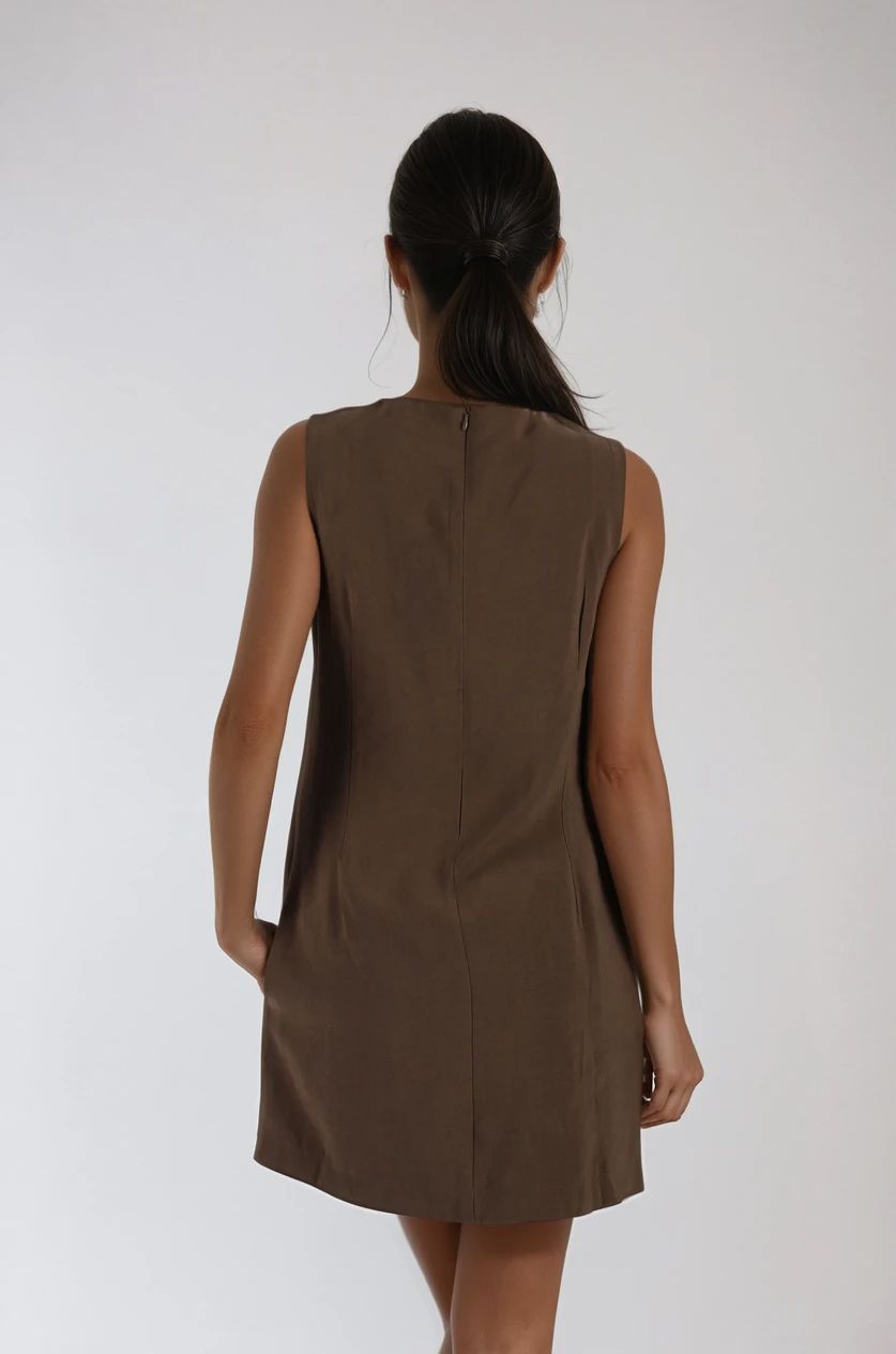 Kahverengi Kolsuz Elbise