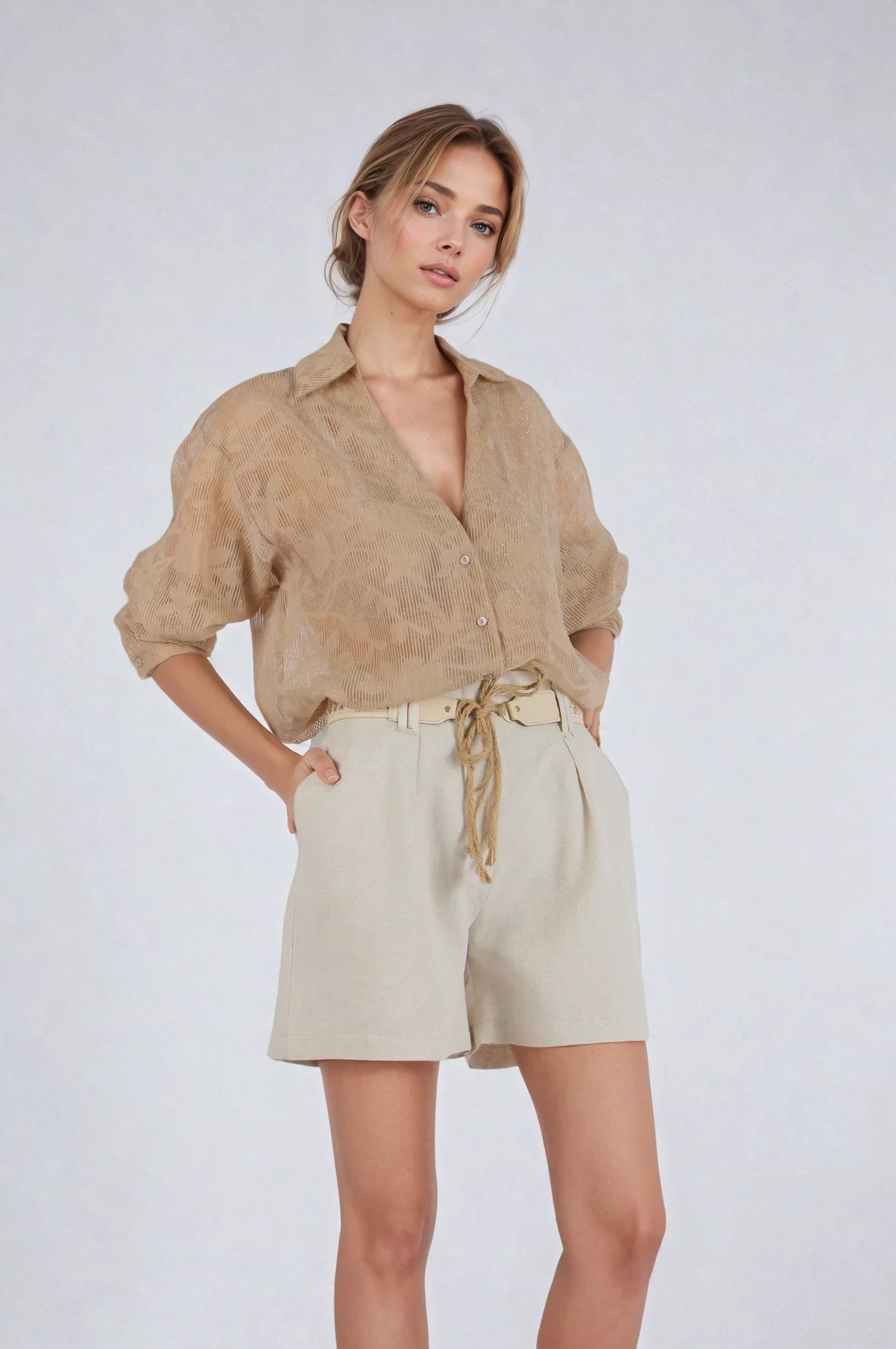 Kemerli Pileli Şort