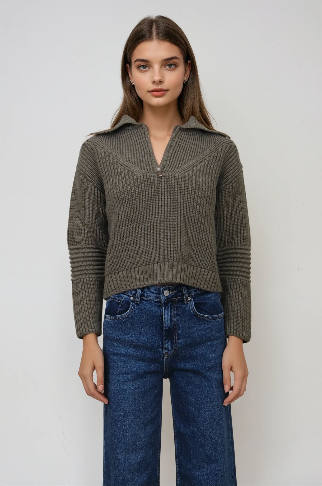 Haki Fermuar Detaylı Crop Kazak