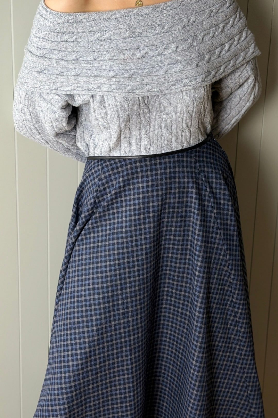 Gri Madonna Yaka Triko