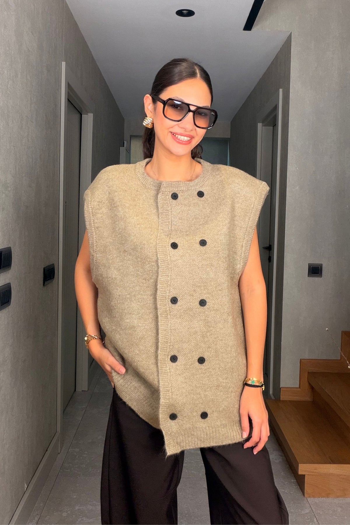 Yeşil Düğmeli Oversize Triko Yelek