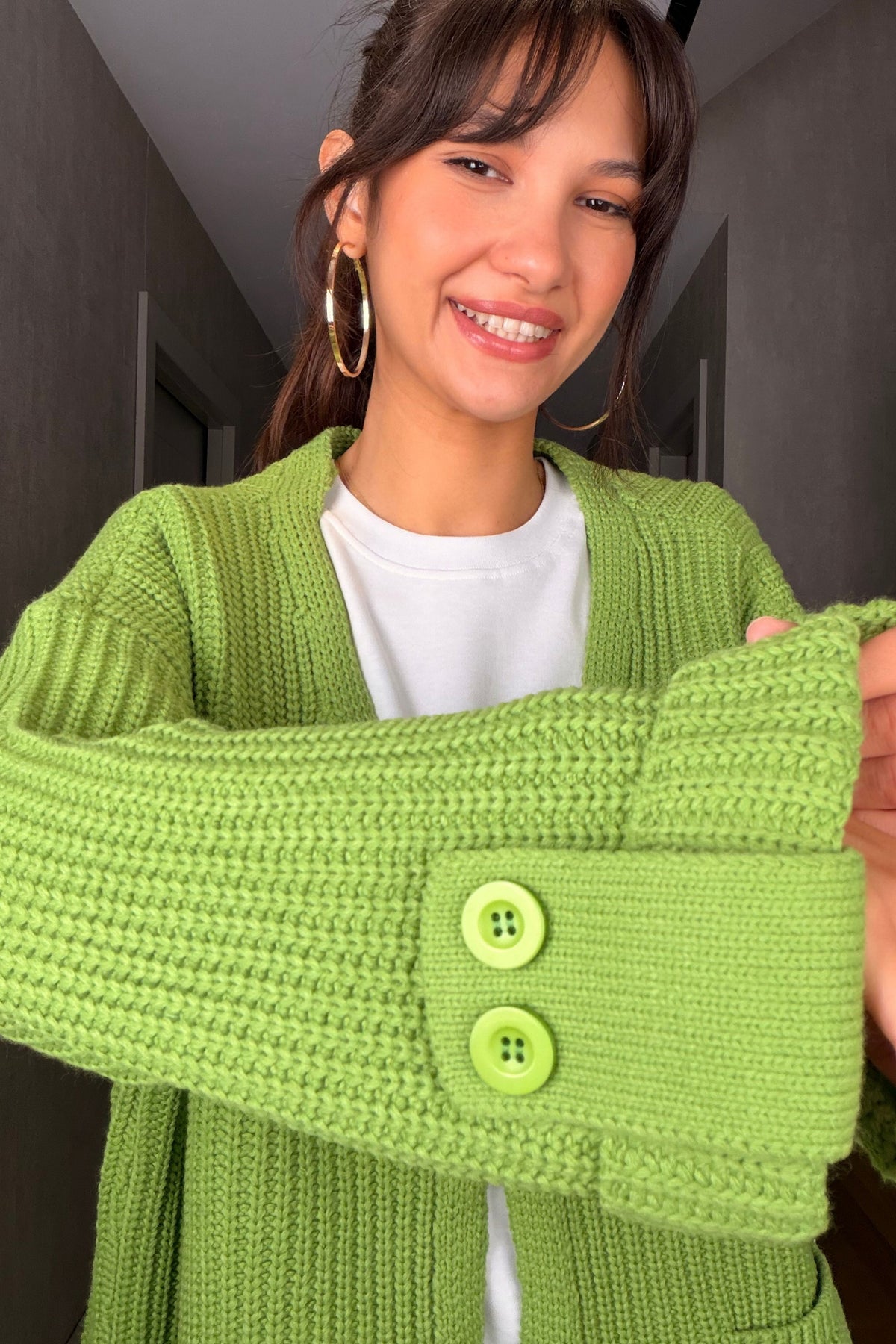 Yeşil Oversize Düğmeli Örme Hırka