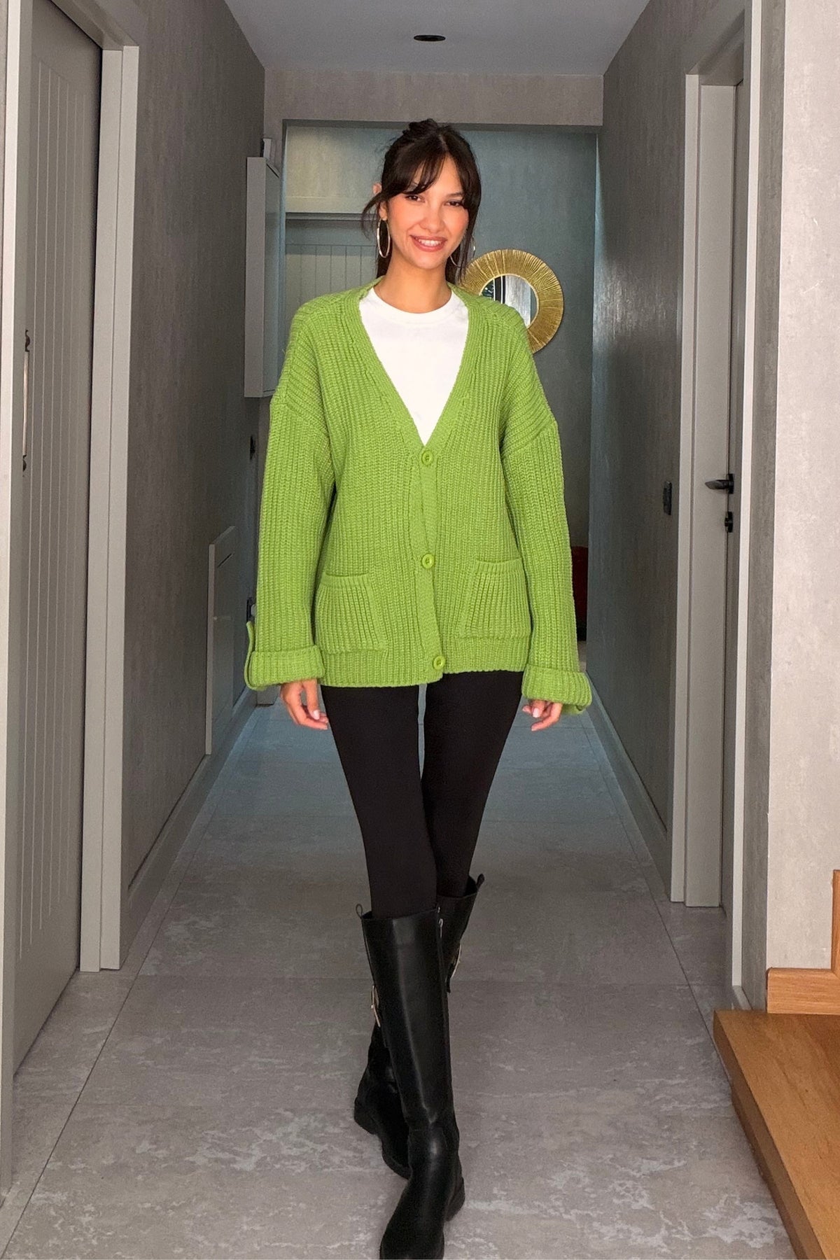 Yeşil Oversize Düğmeli Örme Hırka