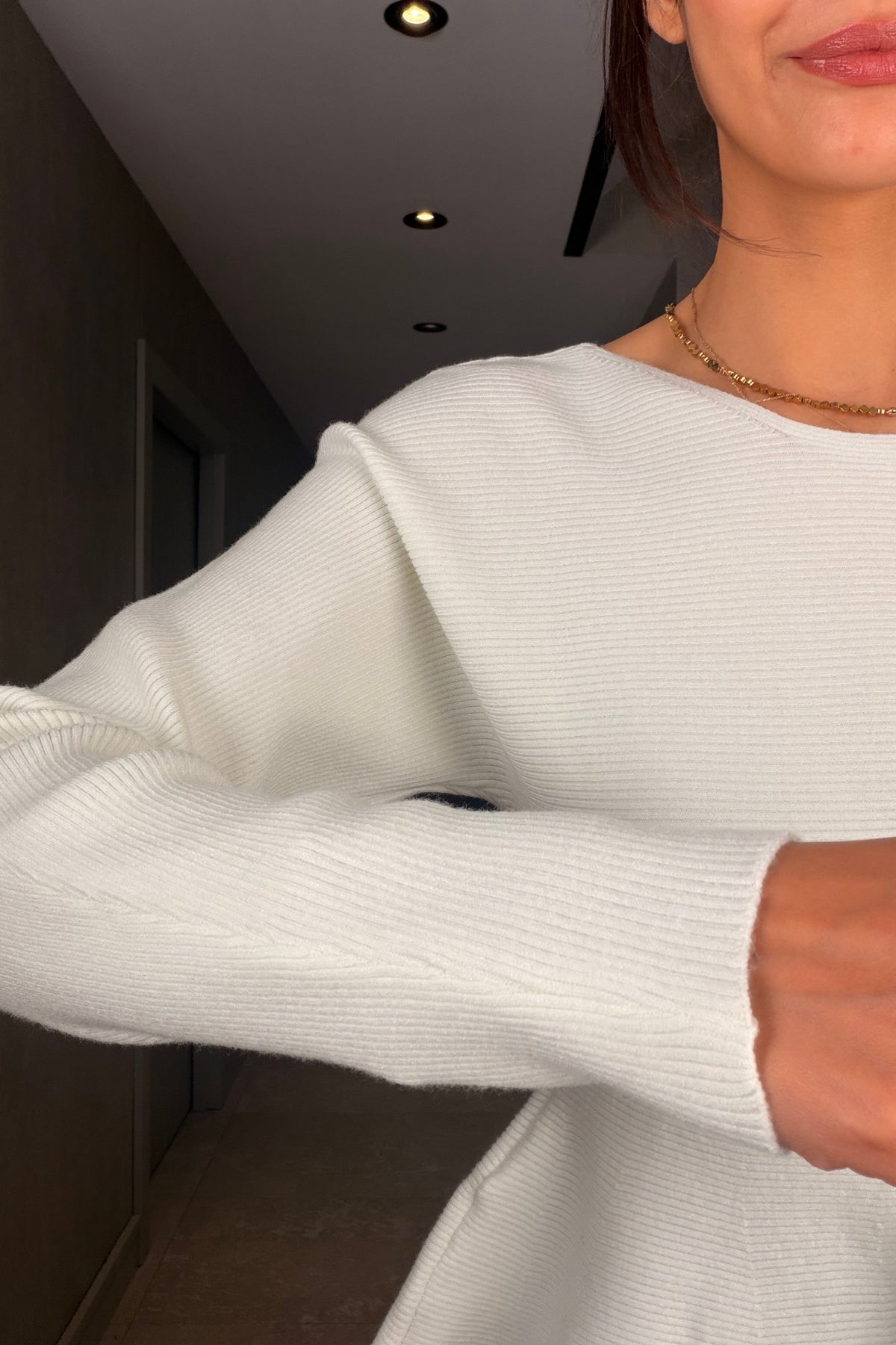 Ekru Volanlı Fitilli Crop Triko Kazak