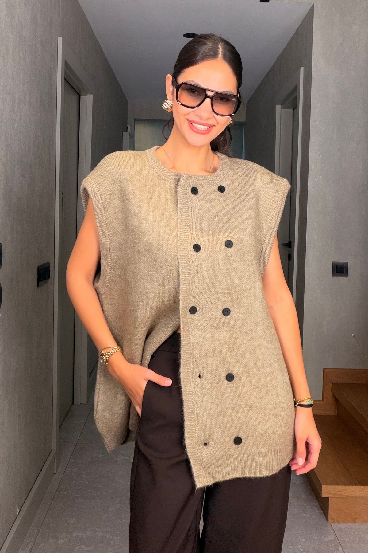 Yeşil Düğmeli Oversize Triko Yelek
