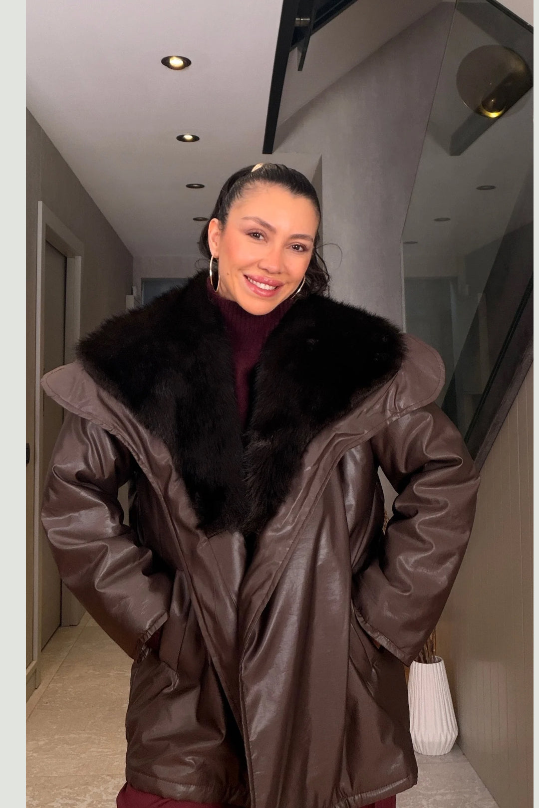 Kahverengi Kürk Yaka Mont