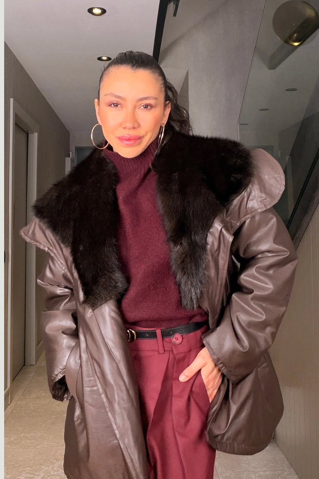 Kahverengi Kürk Yaka Mont