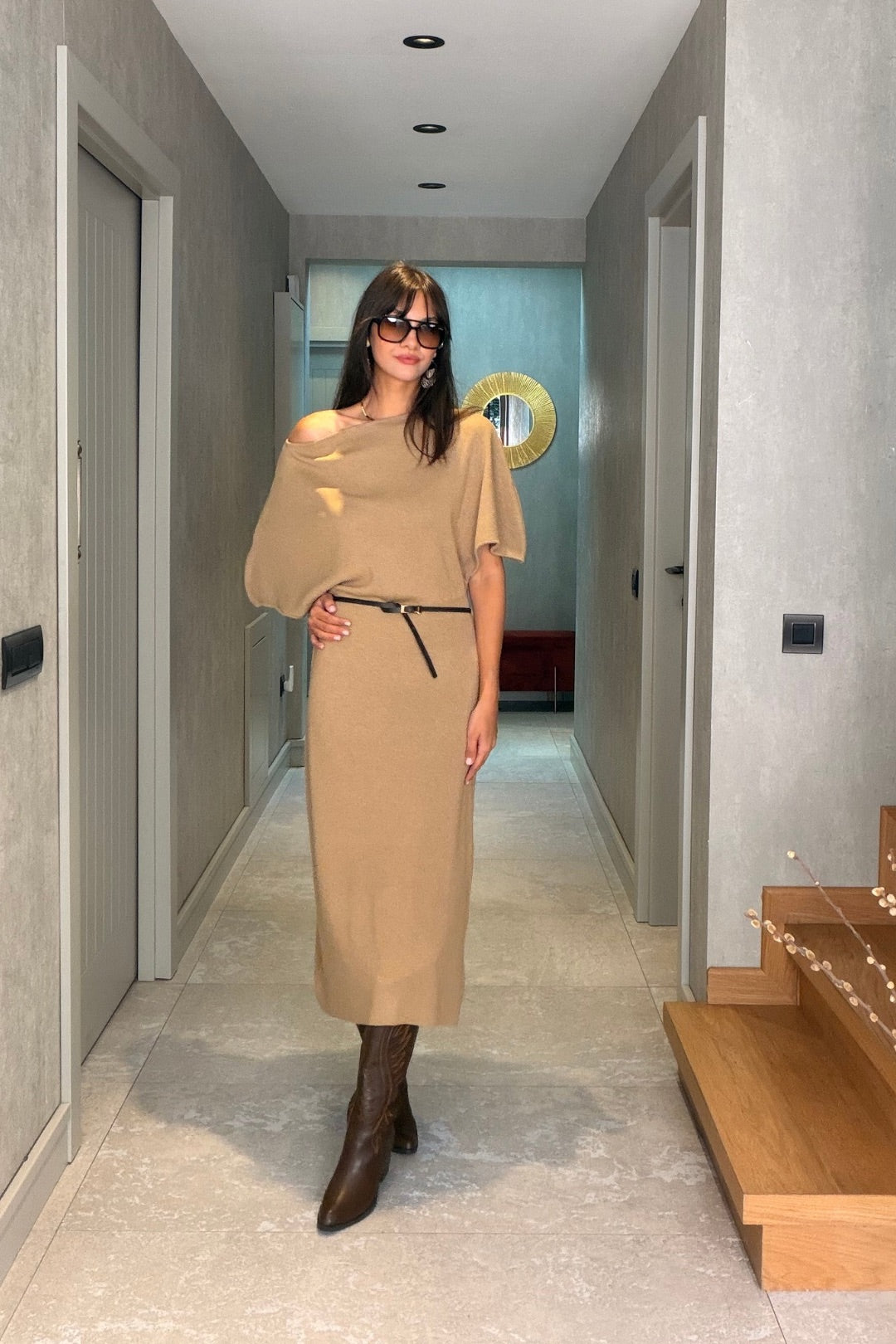 Camel Yarasa Kol Düşük Omuz Kemerli Maxi Elbise