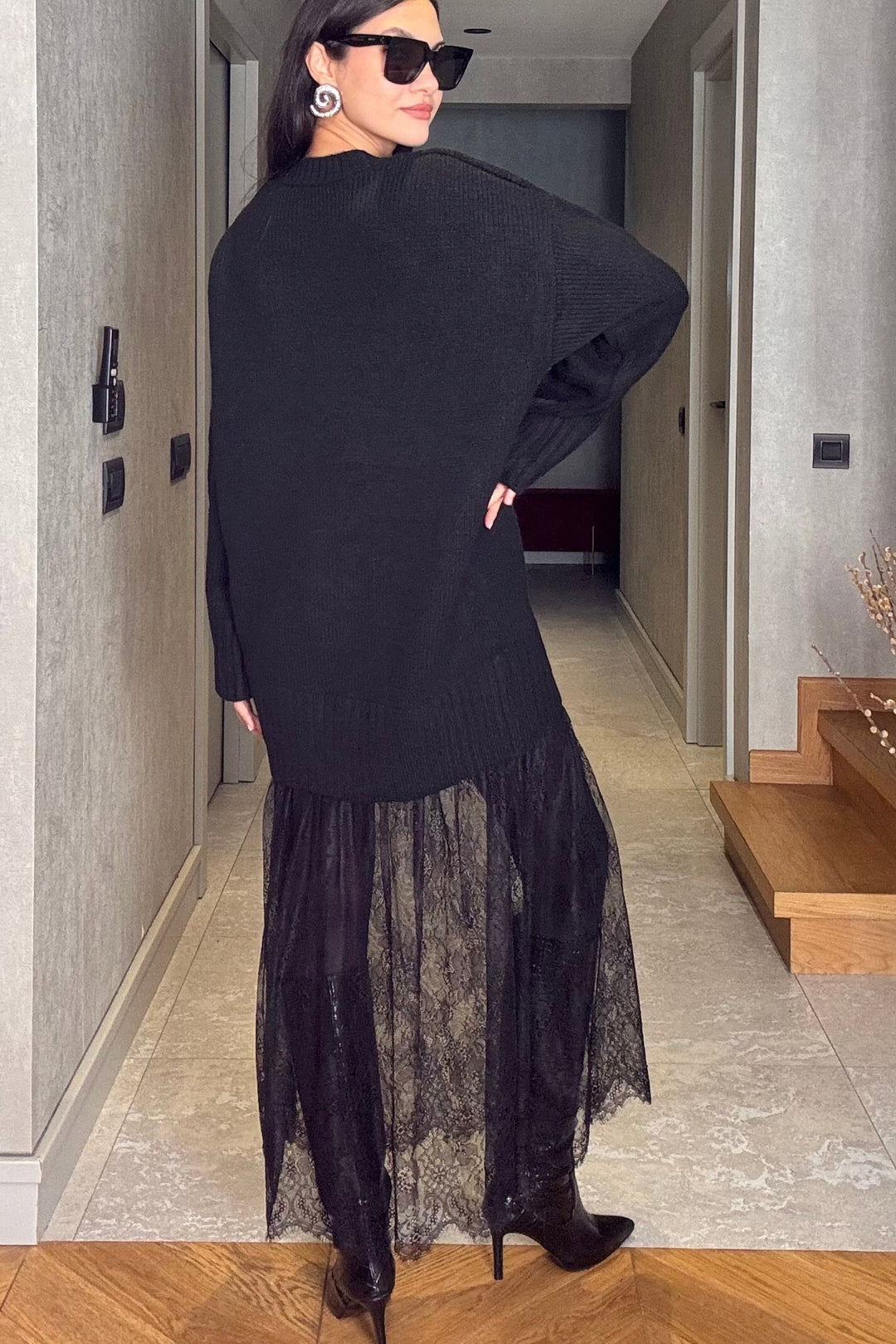 Siyah Dantel  Etekli Triko Elbise
