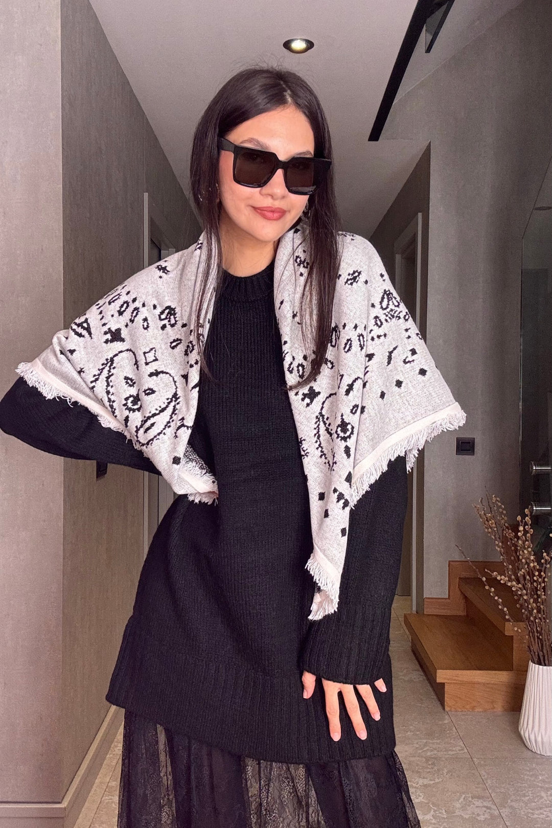 Taş Rengi Desenli Şal