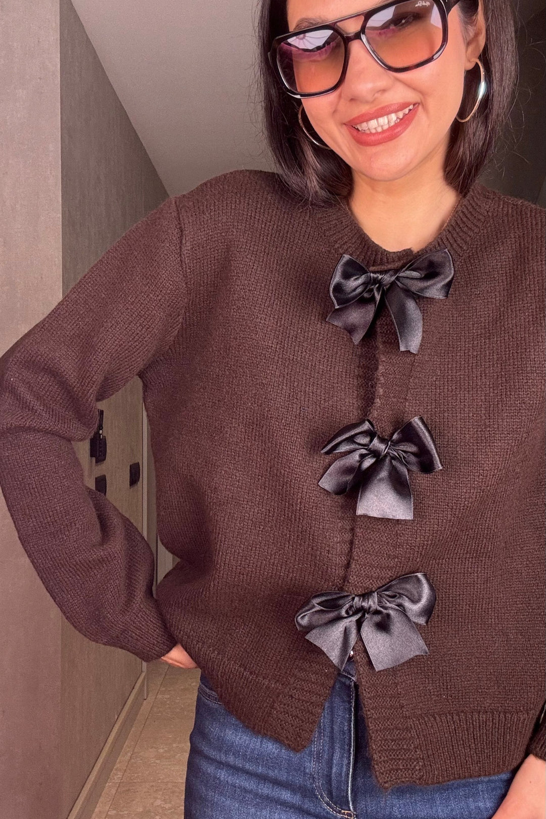 Kahverengi Fiyonklu Hırka