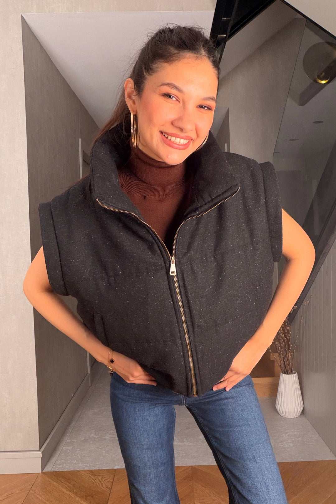 Siyah Tüvit Yelek Mont