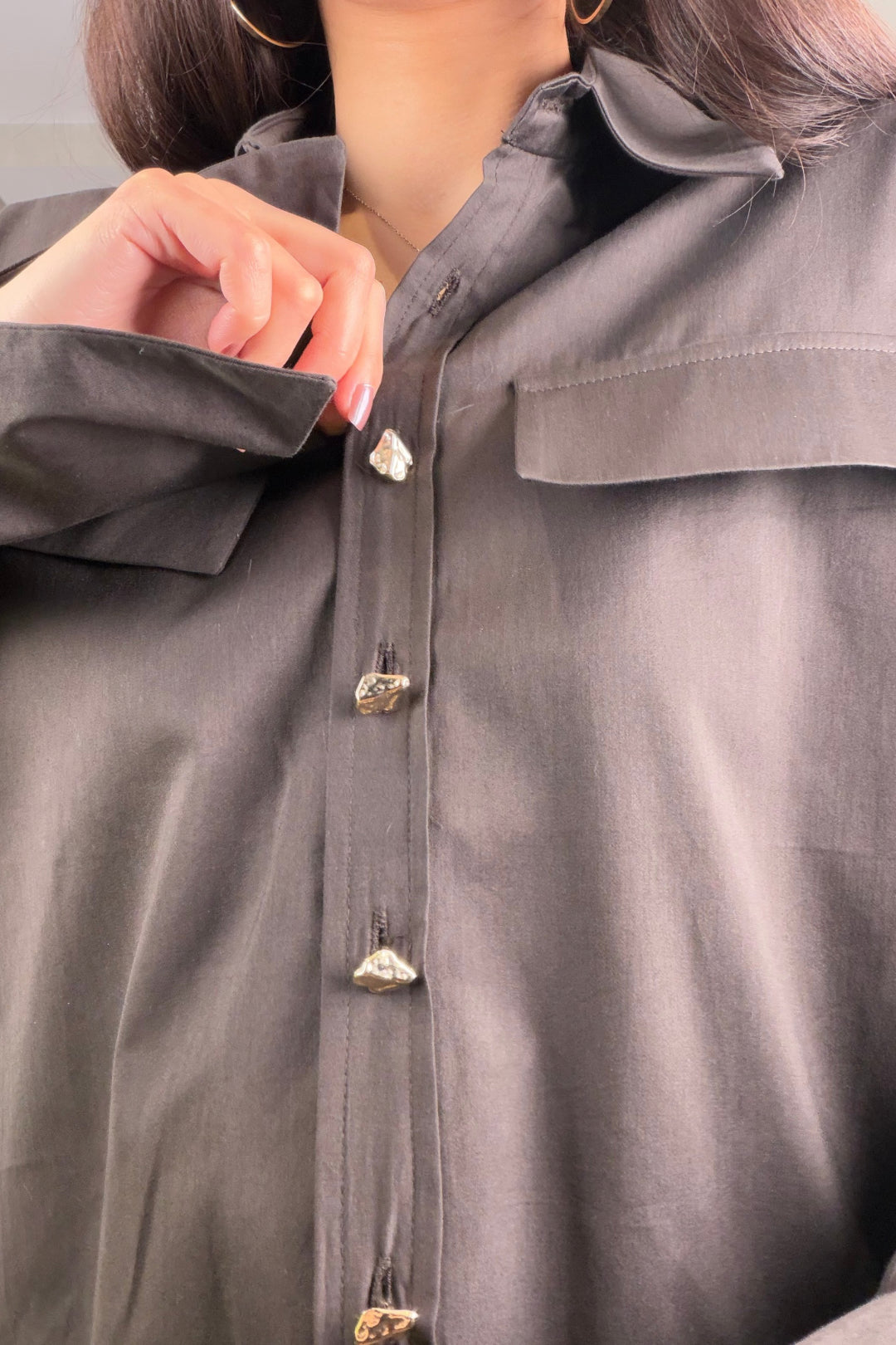 Kahverengi Gold Düğmeli Gömlek