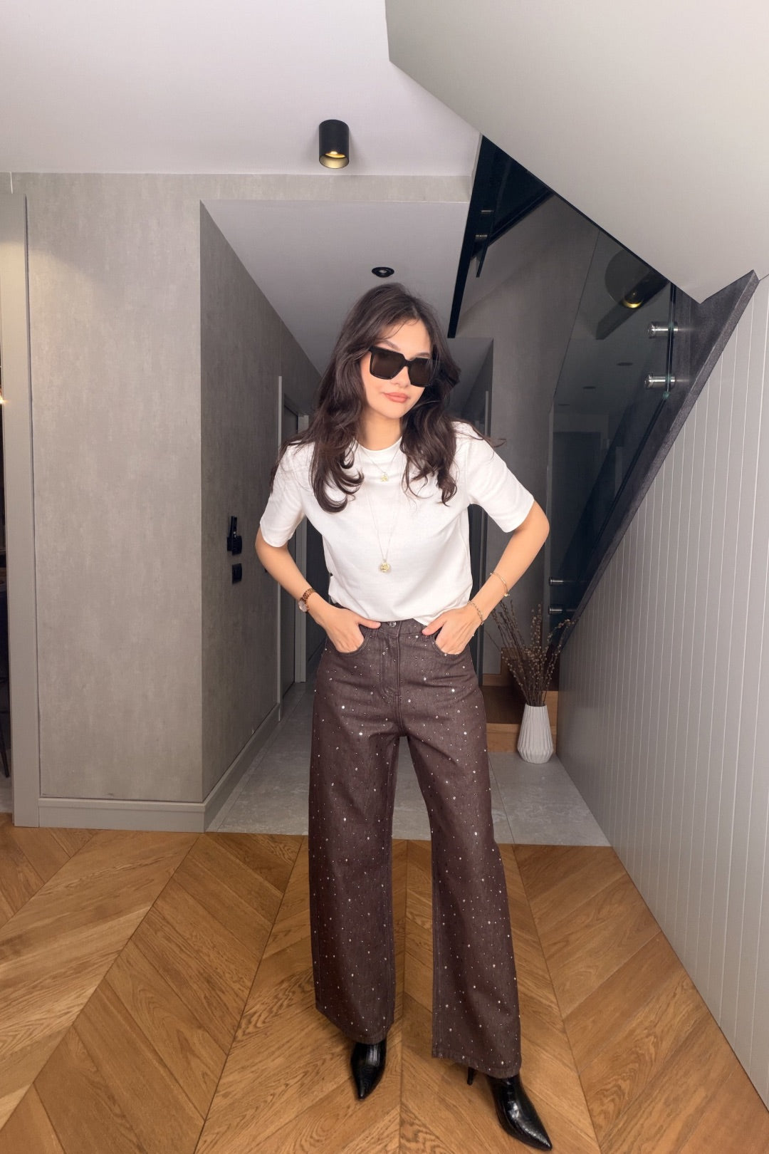 Kahverengi Taşlı Jean Pantolon