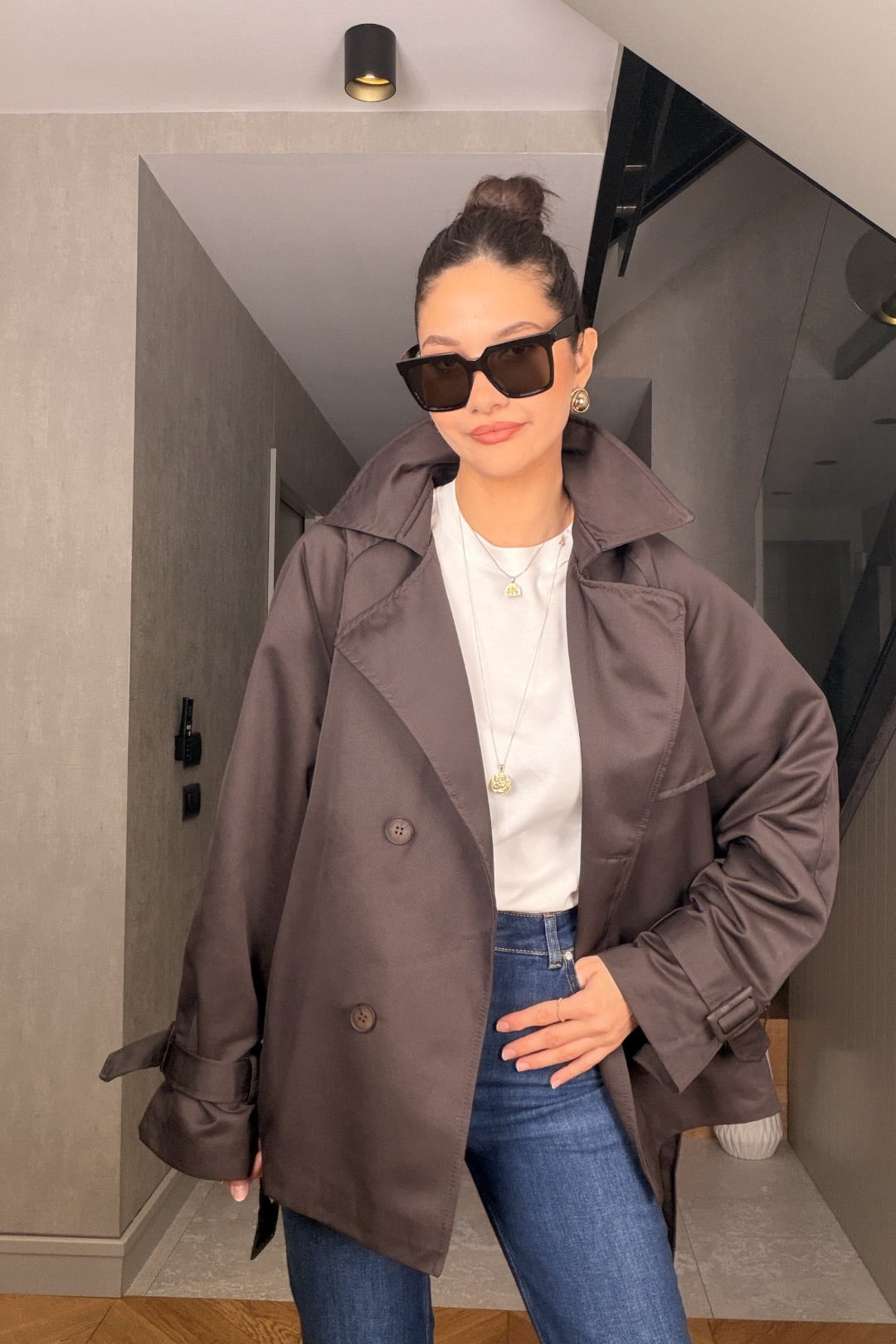 Kahverengi Kısa Trençkot