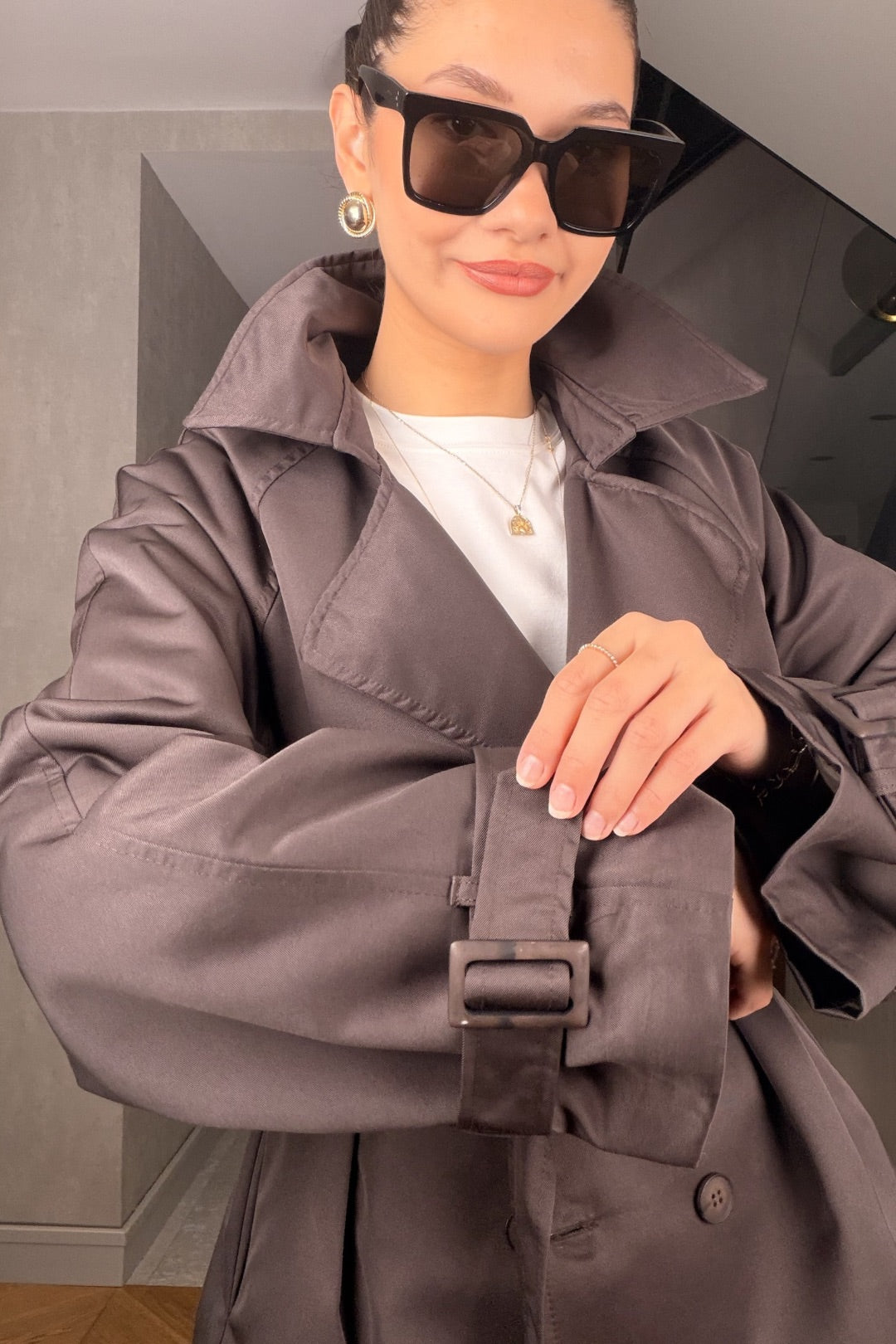 Kahverengi Kısa Trençkot