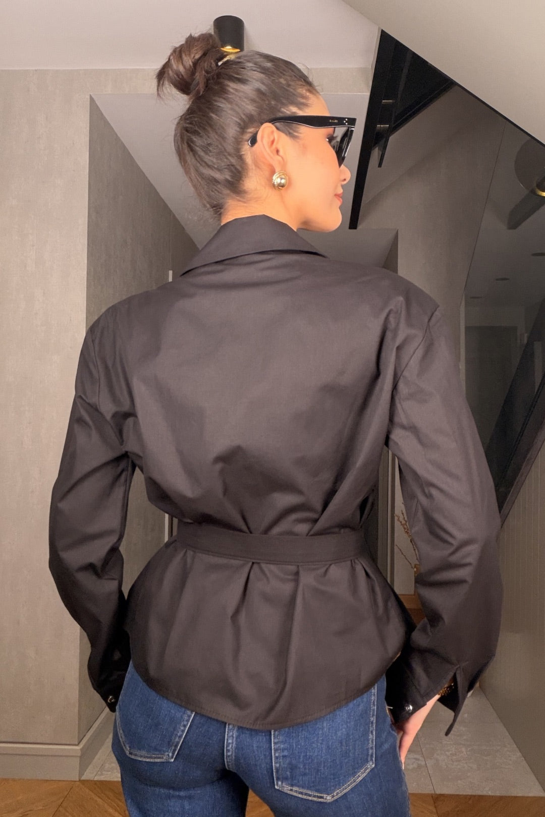 Kahverengi Tokalı Gömlek