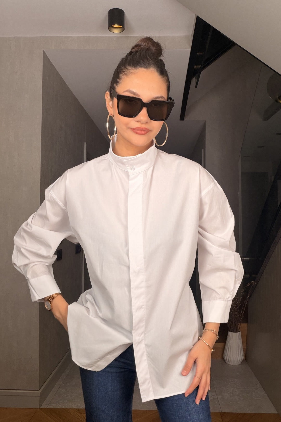 Beyaz Belden Bağlamalı Gömlek