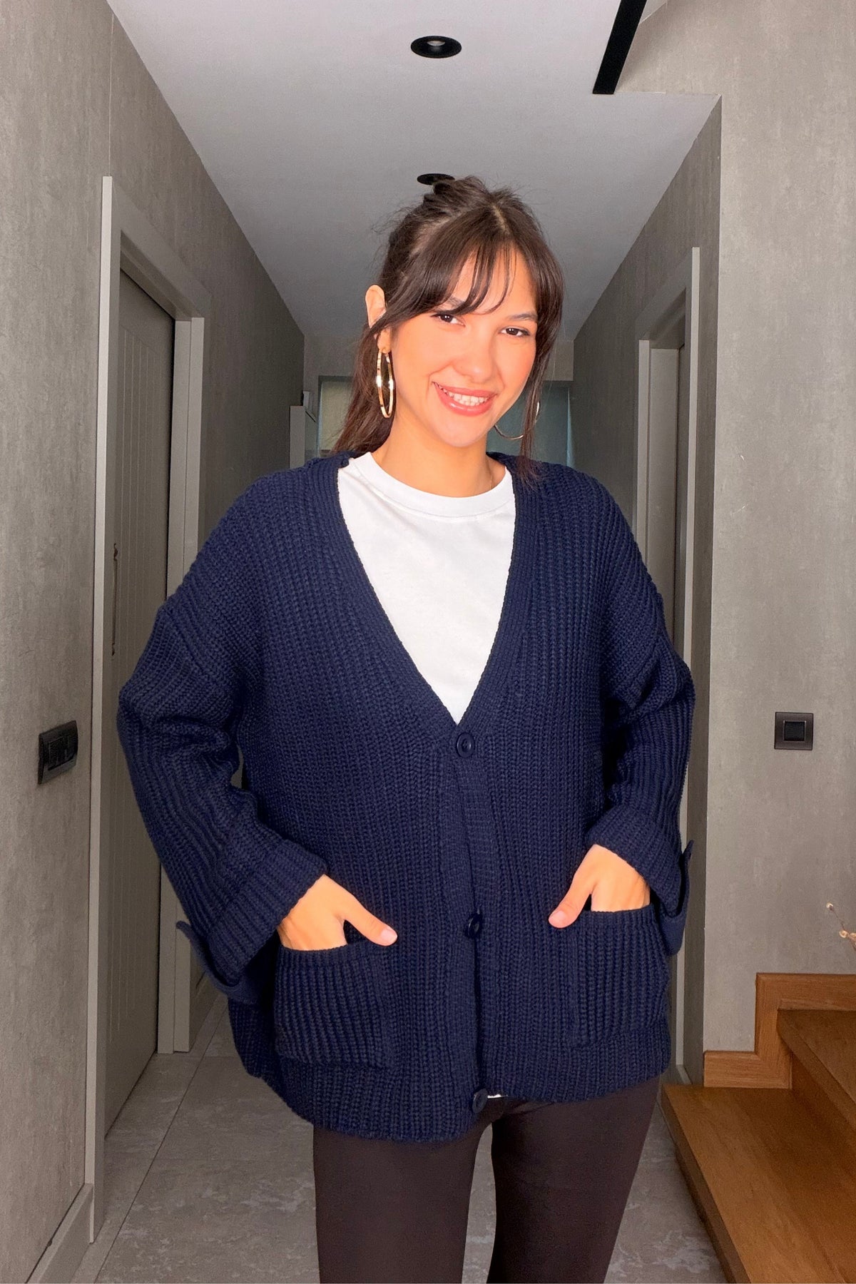 Lacivert Oversize Düğmeli Örme Hırka