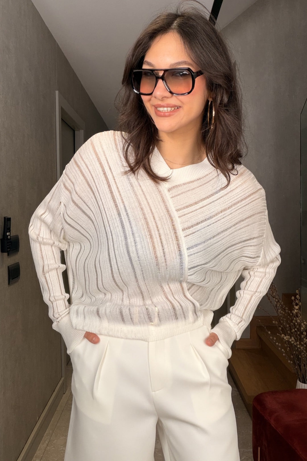 Beyaz Asimetrik Merserize Bluz