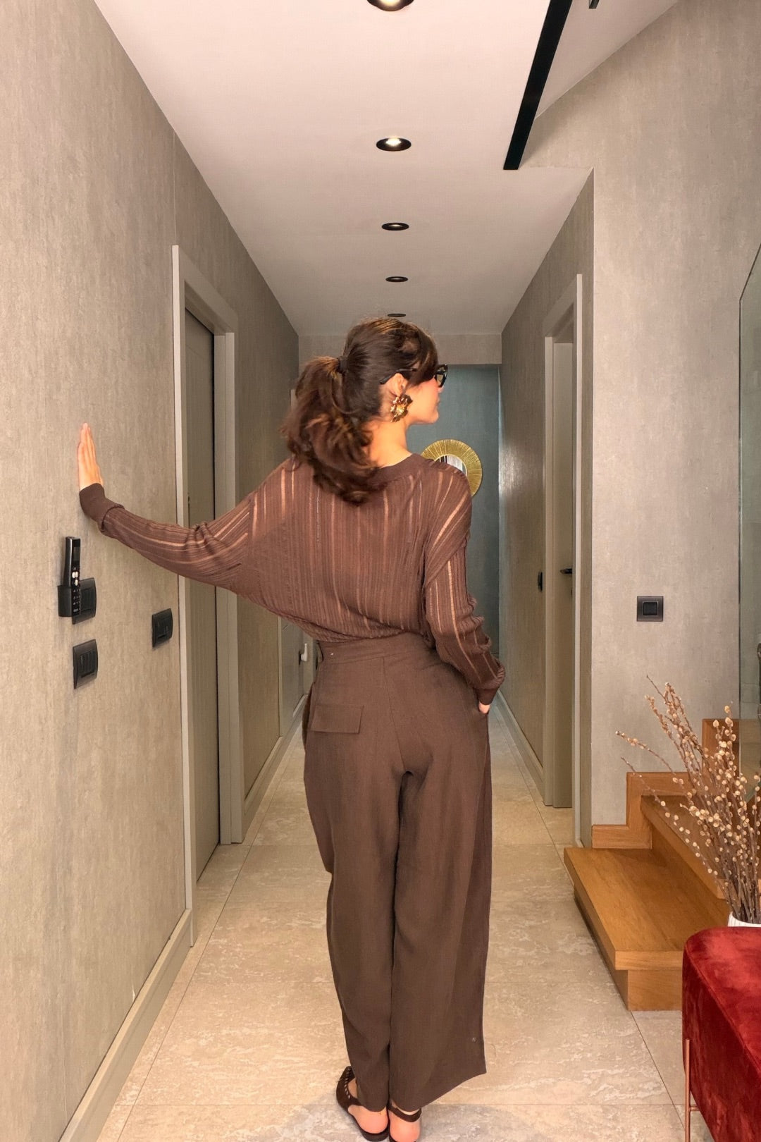 Kahverengi Paça Çıtçıtlı Pantolon