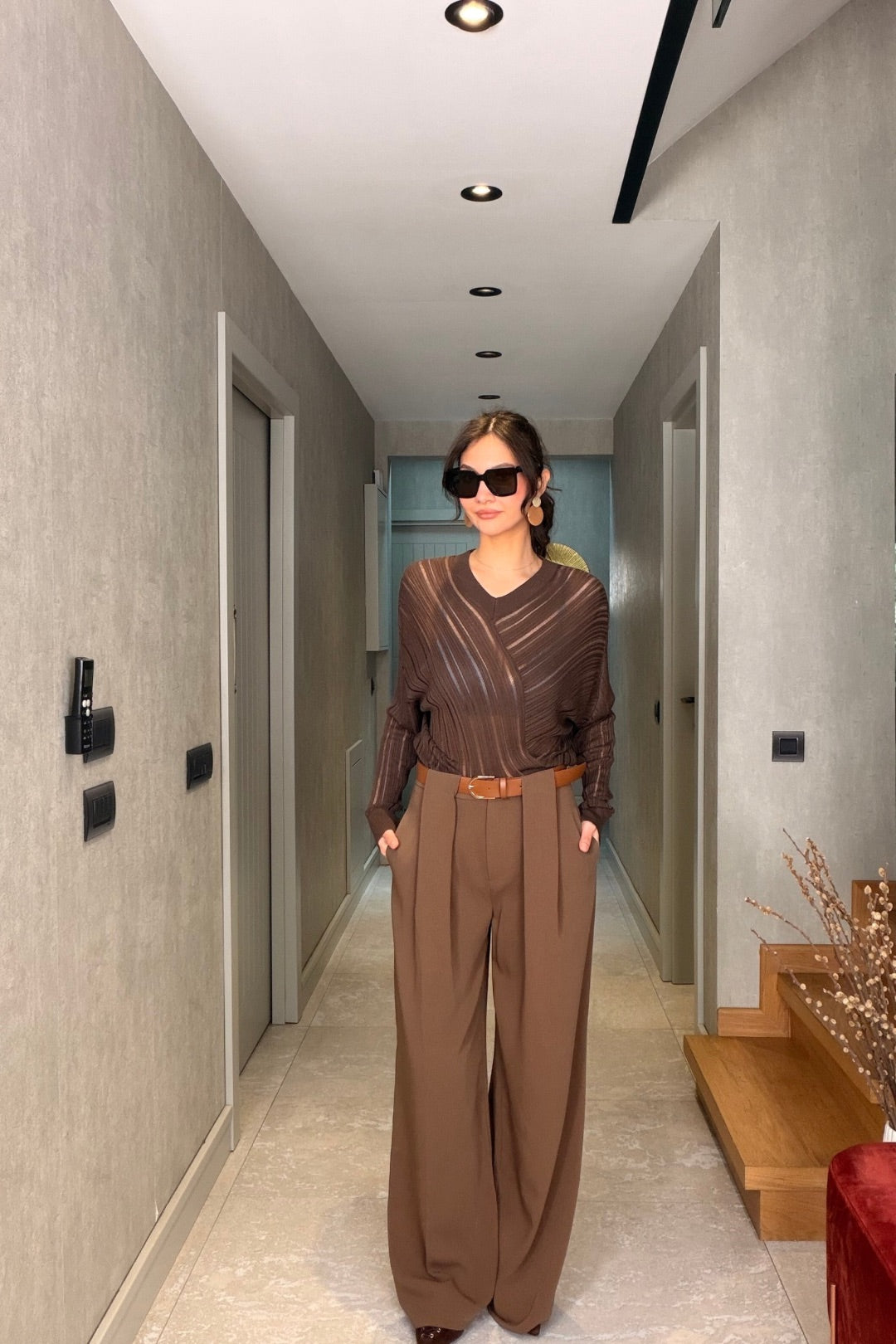 Vizon Kemerli Pileli Pantolon