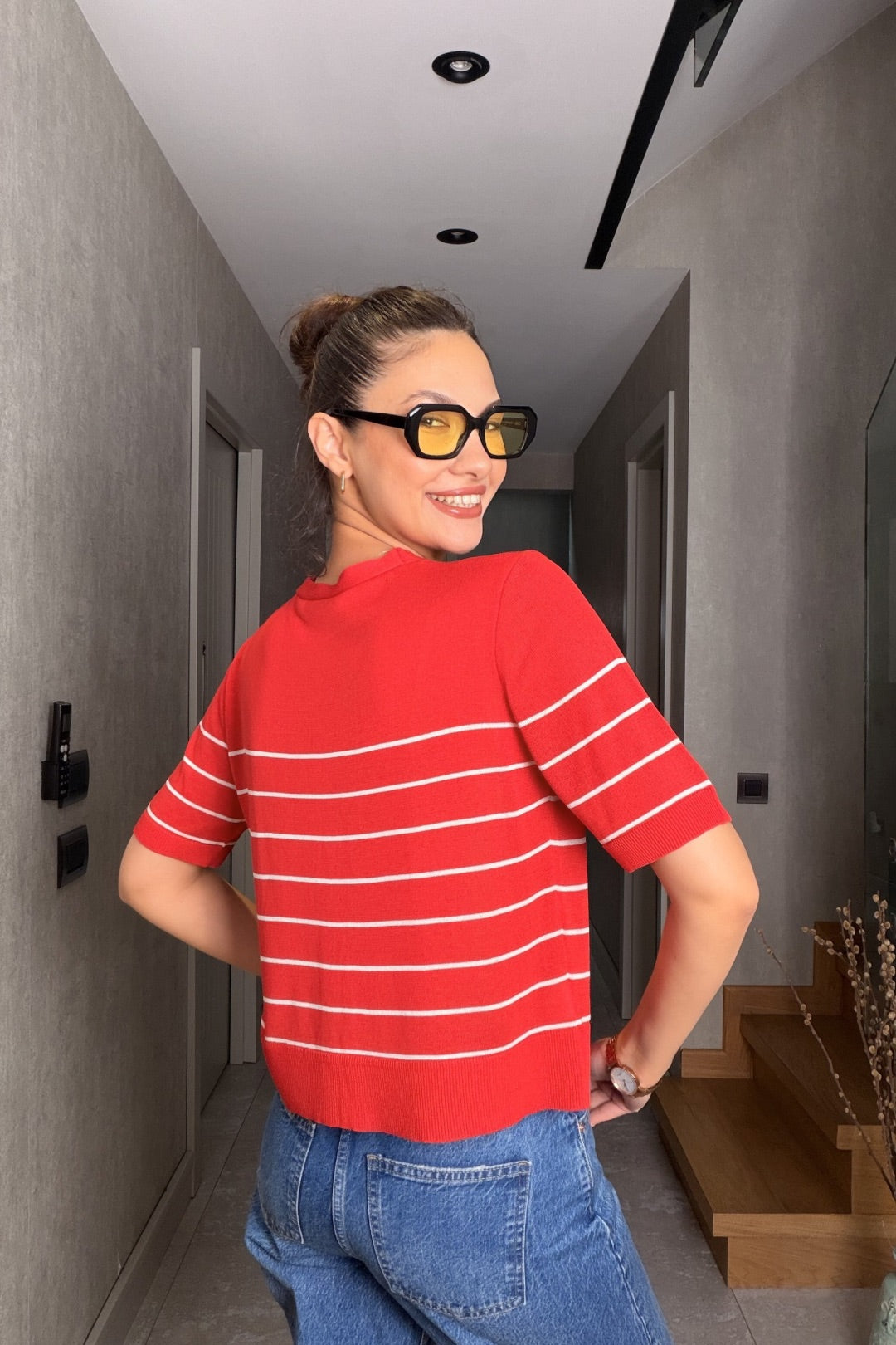 Kırmızı Çizgili İnce Triko