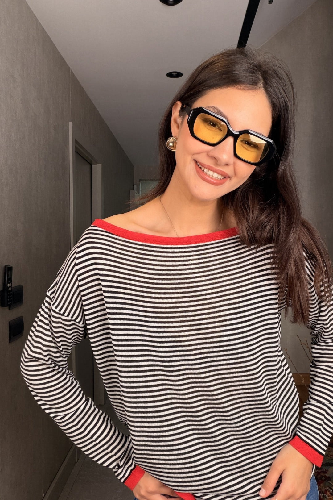 Siyah Kayık Yaka İnce Triko