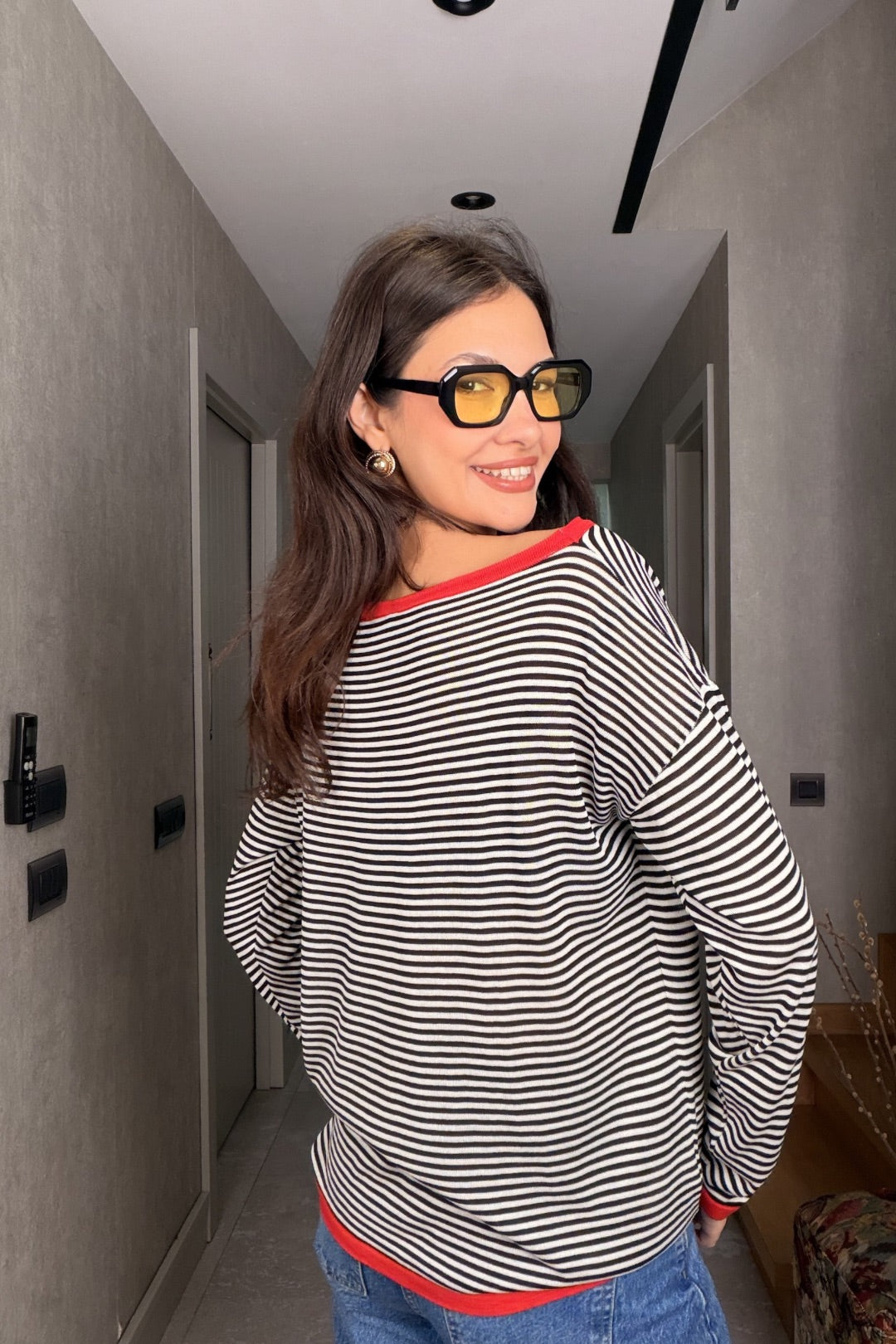 Siyah Kayık Yaka İnce Triko