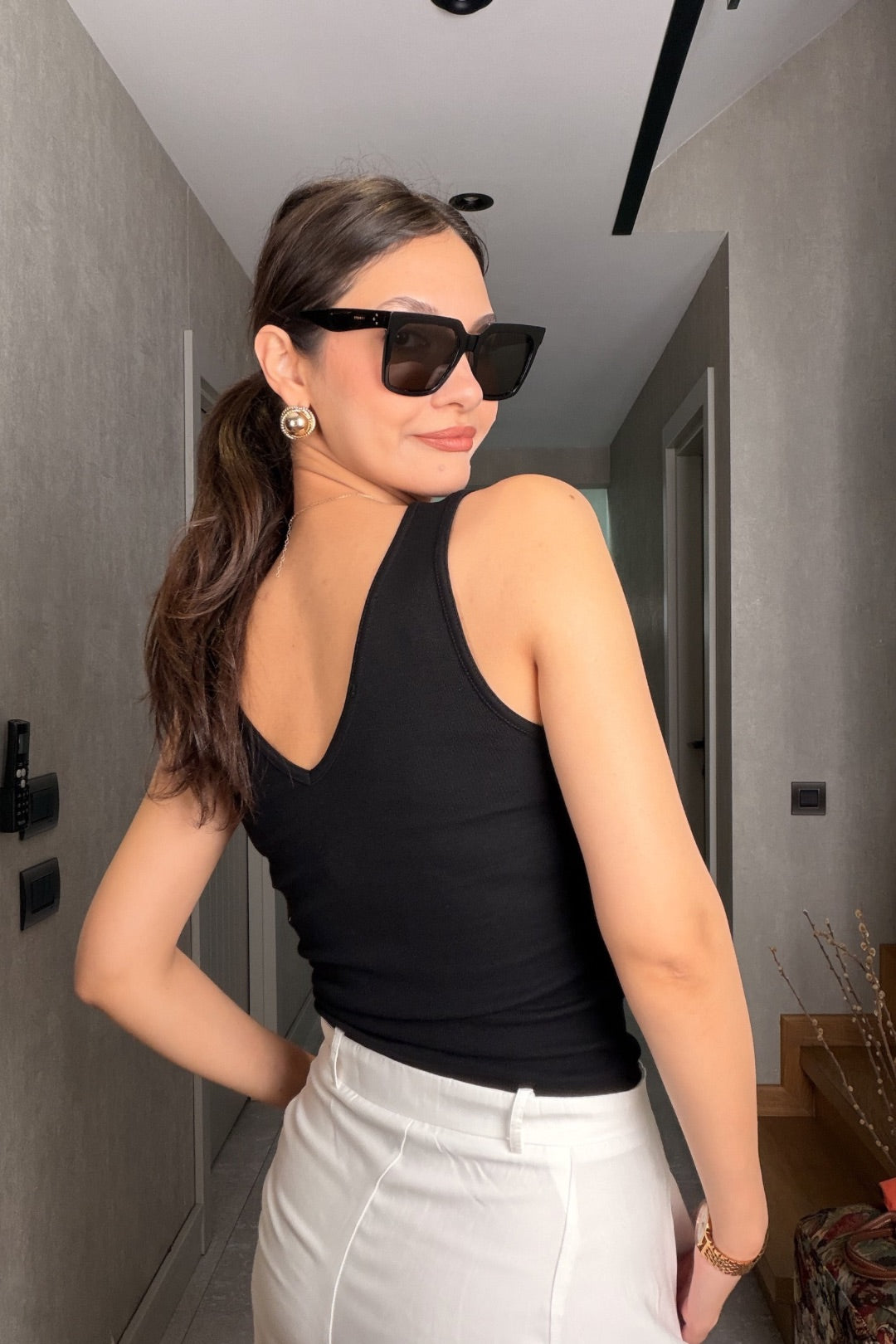 Siyah V Yaka Fitilli Atlet