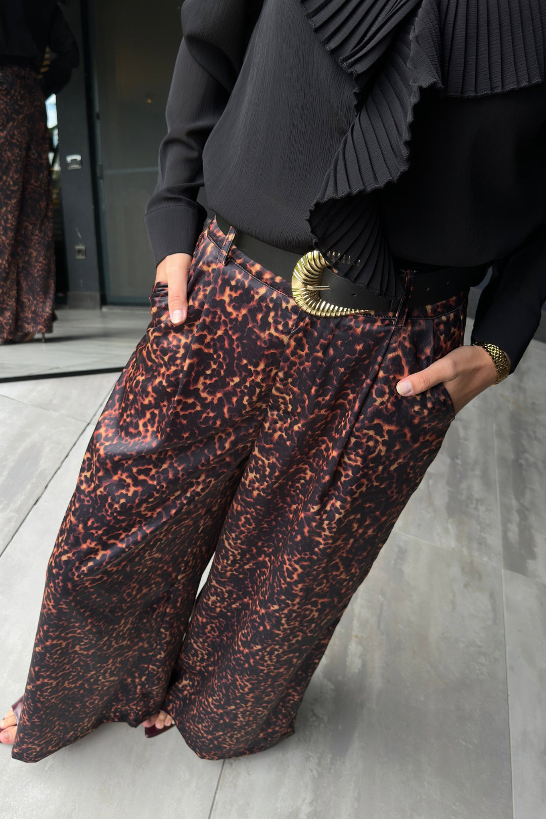 Leopar Desenli Kemerli Pantolon