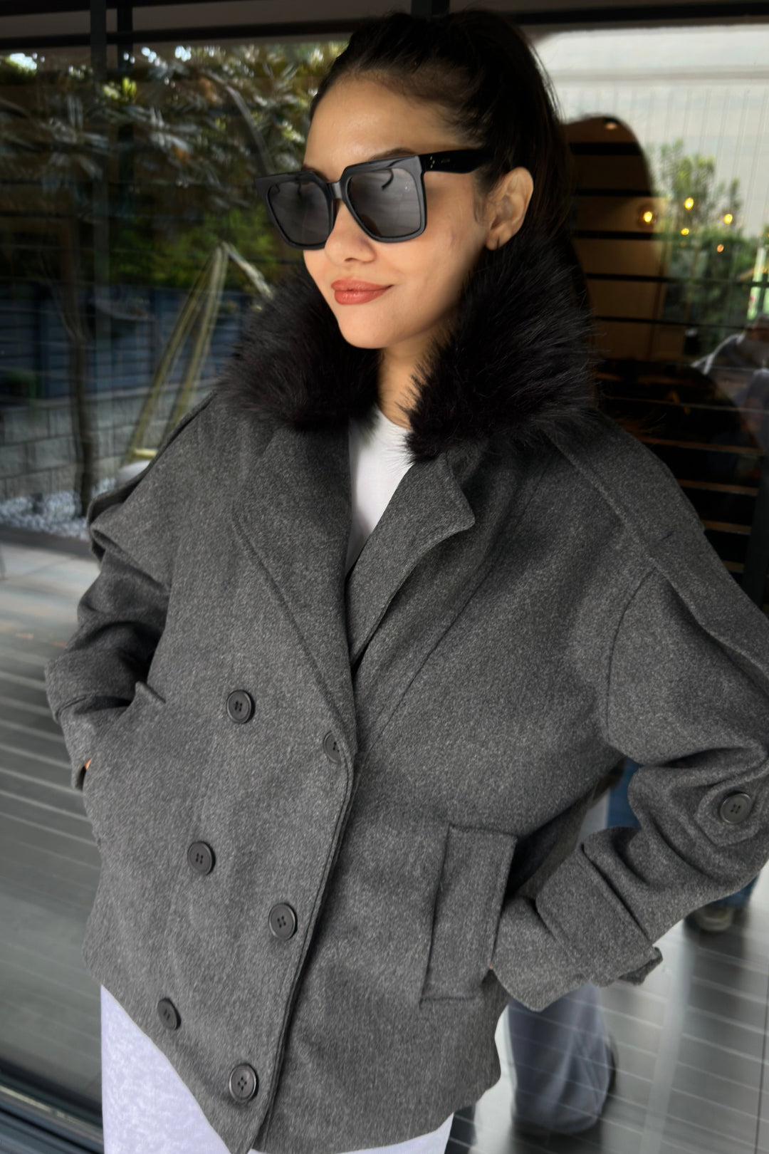 Antrasit Yakası Kürklü Cepli Kaşe Ceket