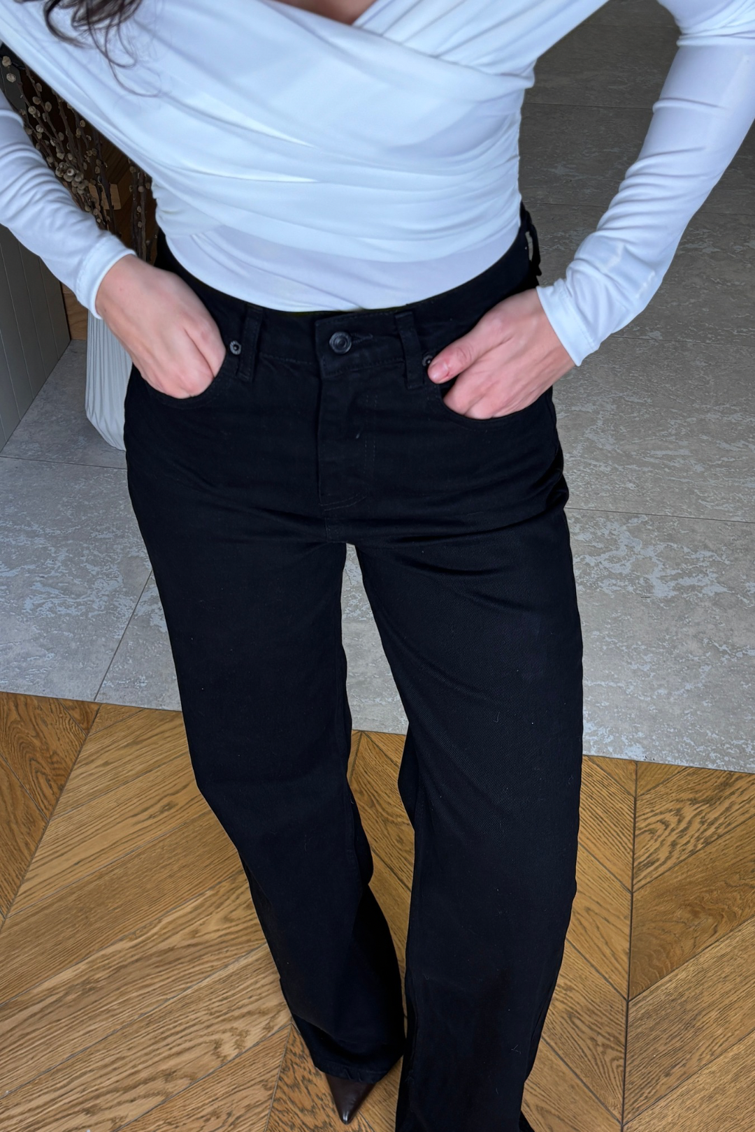 Siyah Yüksek Bel Wideleg Jean